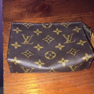 Louis Vuitton Toiletry Pouch Canvas Cosmetic Bag